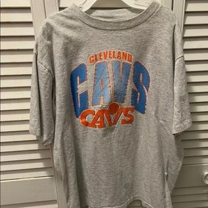 Large 14/16 kid size Cleveland Cavs vintage tee